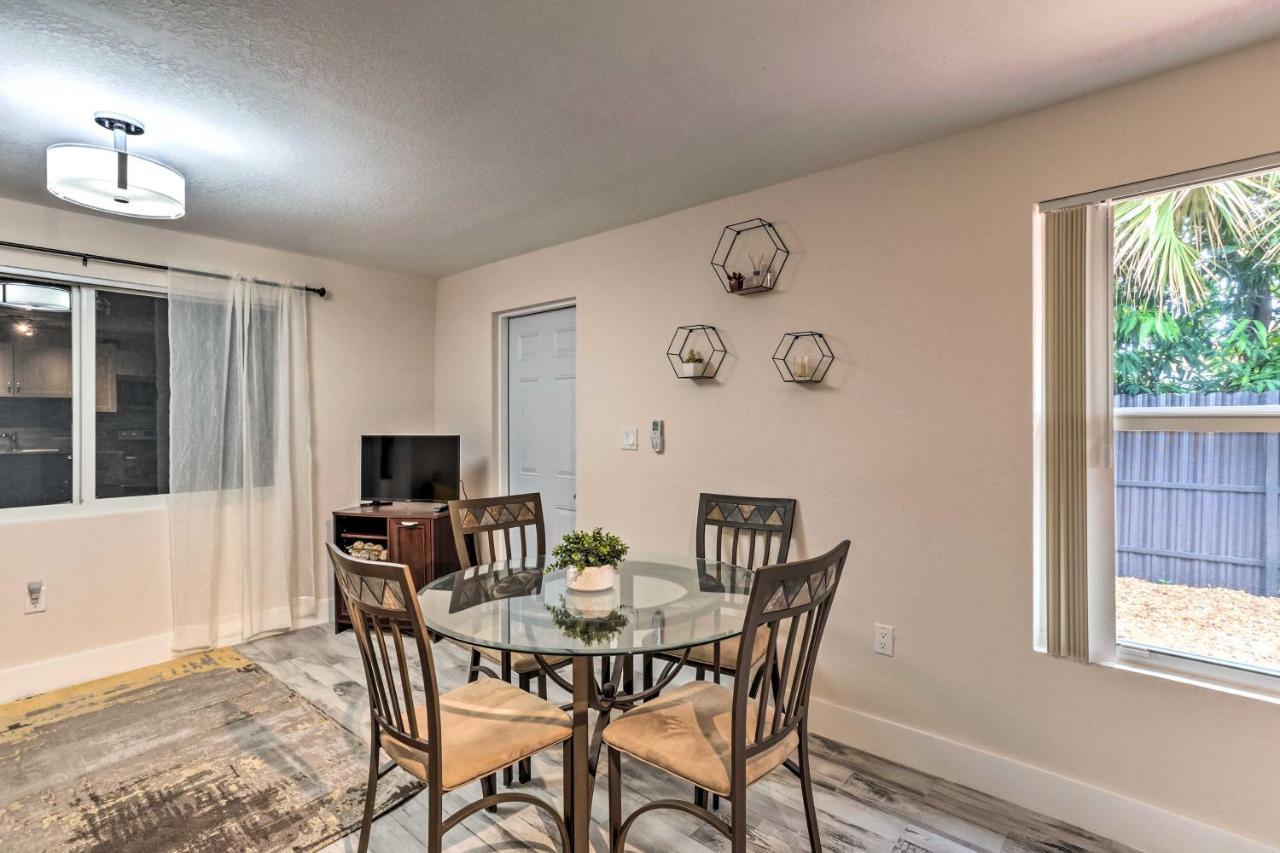 Inviting Apartment Less Than 2 Mi To Riviera Beach! ウェストパームビーチ エクステリア 写真