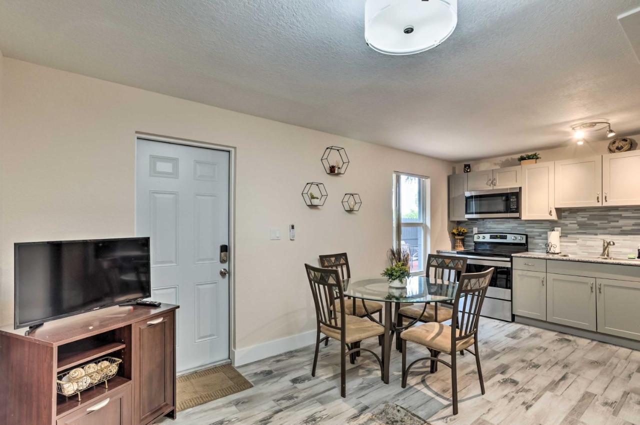 Inviting Apartment Less Than 2 Mi To Riviera Beach! ウェストパームビーチ エクステリア 写真