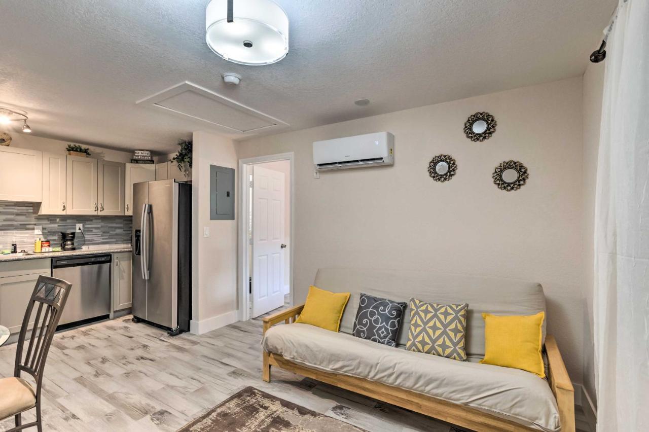Inviting Apartment Less Than 2 Mi To Riviera Beach! ウェストパームビーチ エクステリア 写真